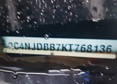 2019 Jeep Compass Latitude 4X4 from USA, damaged, VIN 3C4NJDBB7KT768136